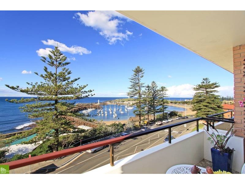 9/70 Cliff Road, Wollongong NSW 2500