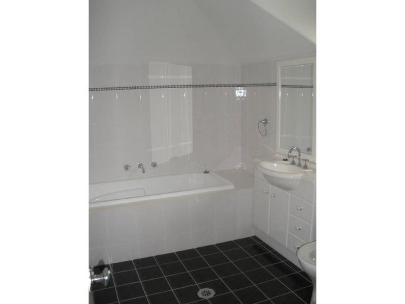 3/23 Rawlinson Avenue, Wollongong NSW 2500