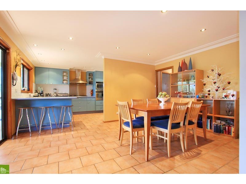 10 Camden Grove, Figtree NSW 2525