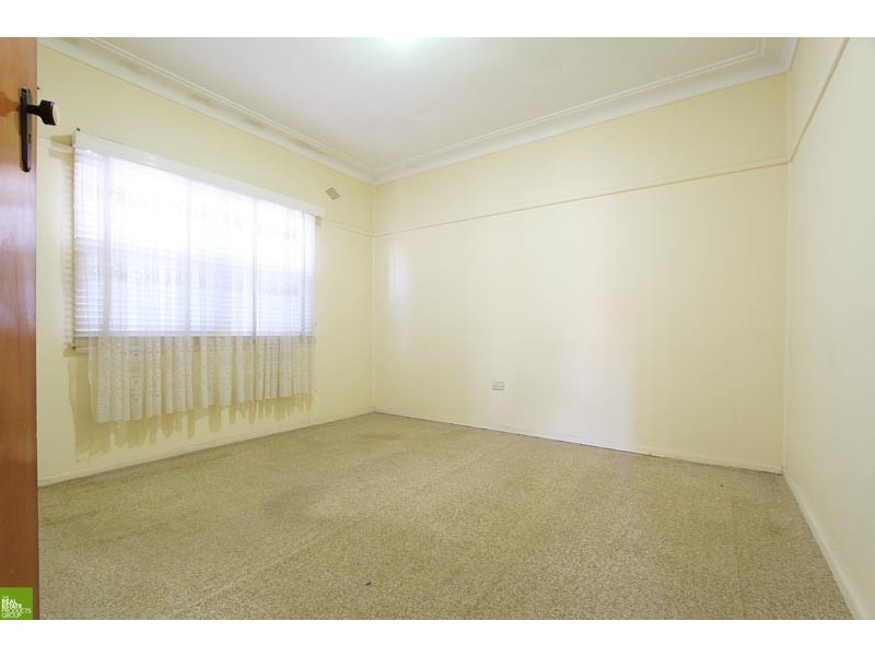 30 Bridge Street, Coniston NSW 2500