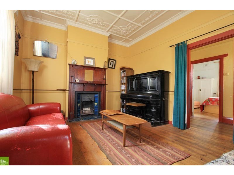 8 Parkinson Street, Wollongong NSW 2500