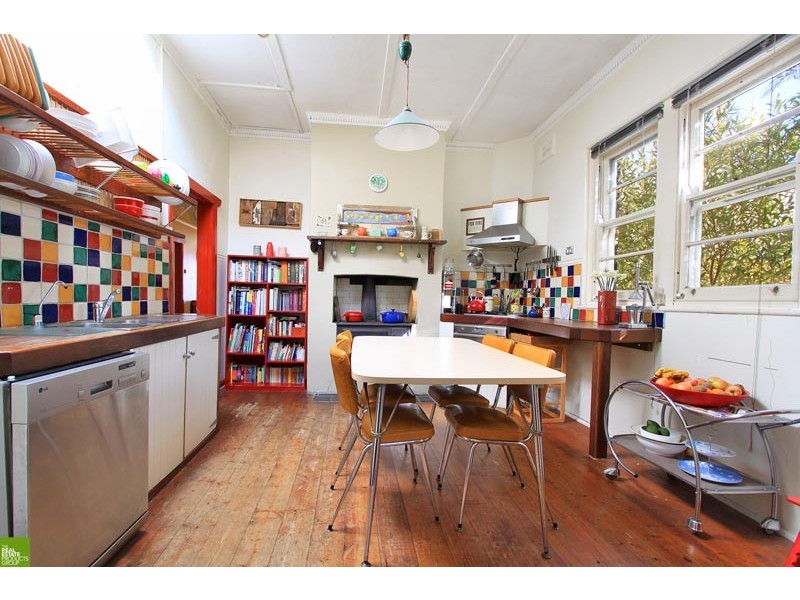 8 Parkinson Street, Wollongong NSW 2500