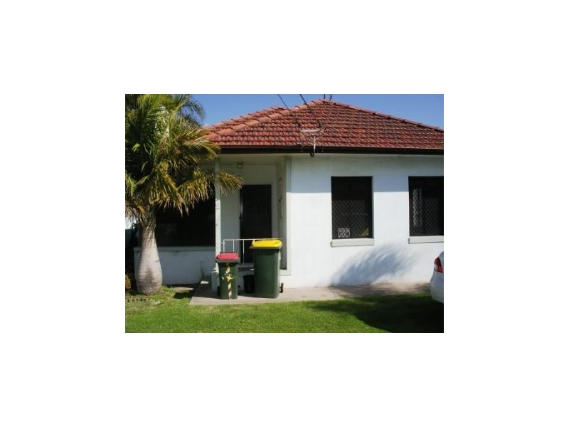 9 Turpin Street, Warrawong NSW 2502