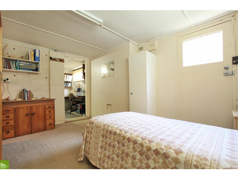 21 Toorak Avenue, Mangerton NSW 2500