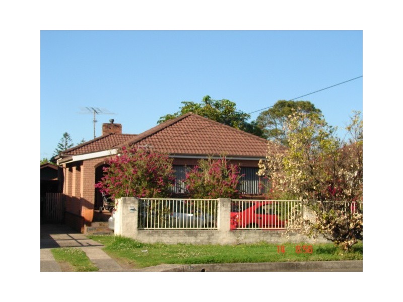 11 Sturdee Street, Towradgi NSW 2518