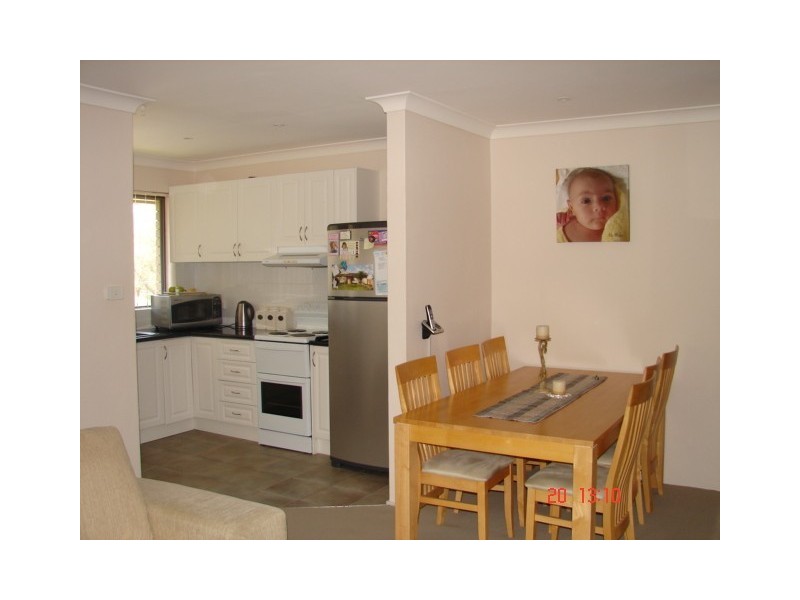 2/24 Matthews Street, Wollongong NSW 2500