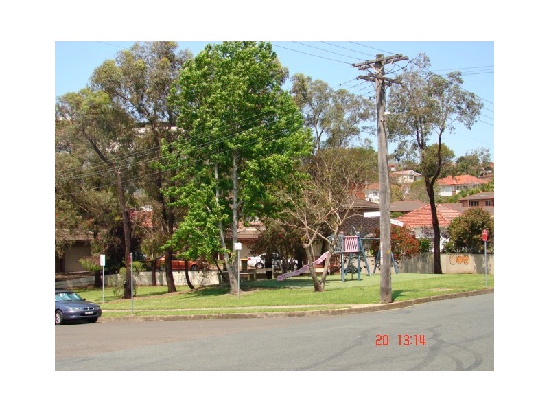 2/24 Matthews Street, Wollongong NSW 2500