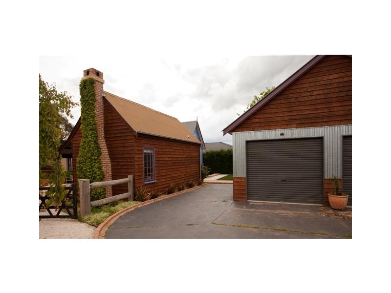26 Jonathon Street, Bowral NSW 2576