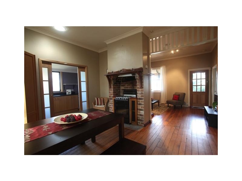 38 George Street, Thirroul NSW 2515