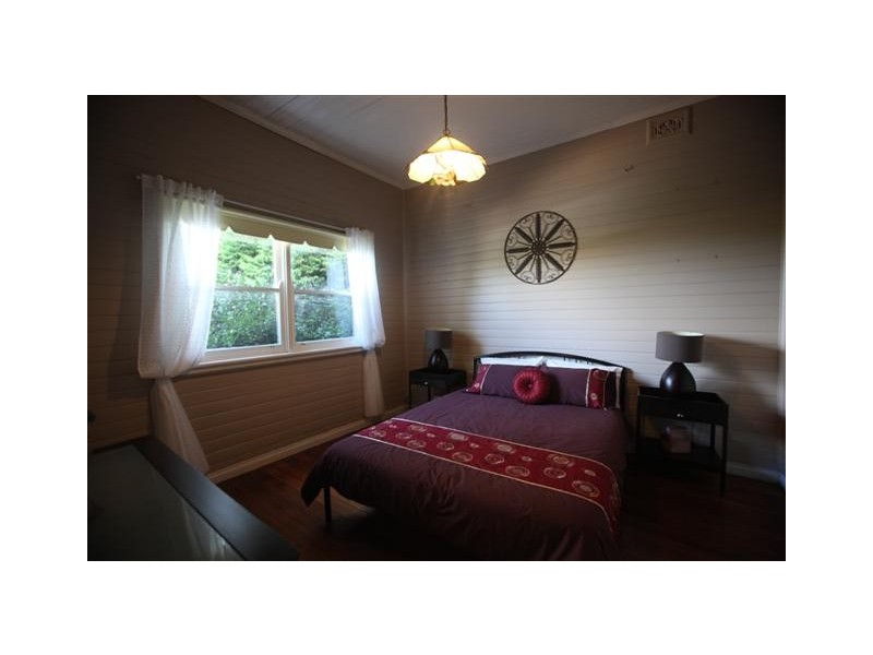 38 George Street, Thirroul NSW 2515