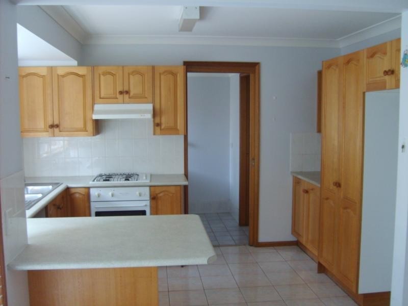 6/12 Lake Parade, Corrimal East NSW 2518