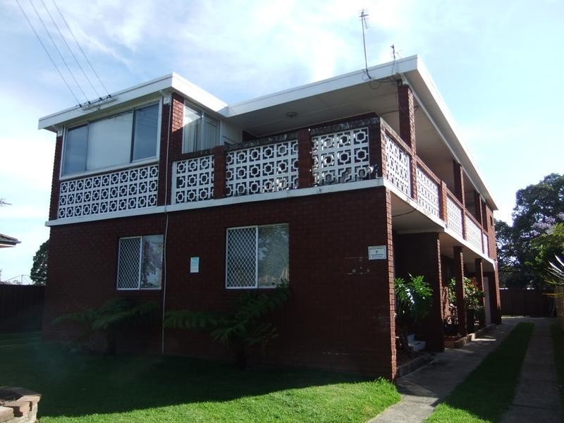 4/3 St Lukes Avenue, Brownsville NSW 2530