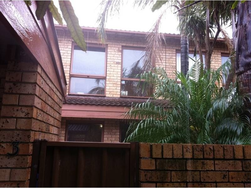 3/9-11 Bruce Road, Fernhill NSW 2519