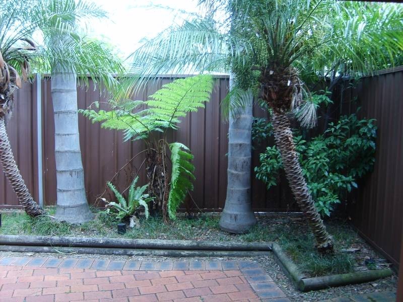 3/9-11 Bruce Road, Fernhill NSW 2519
