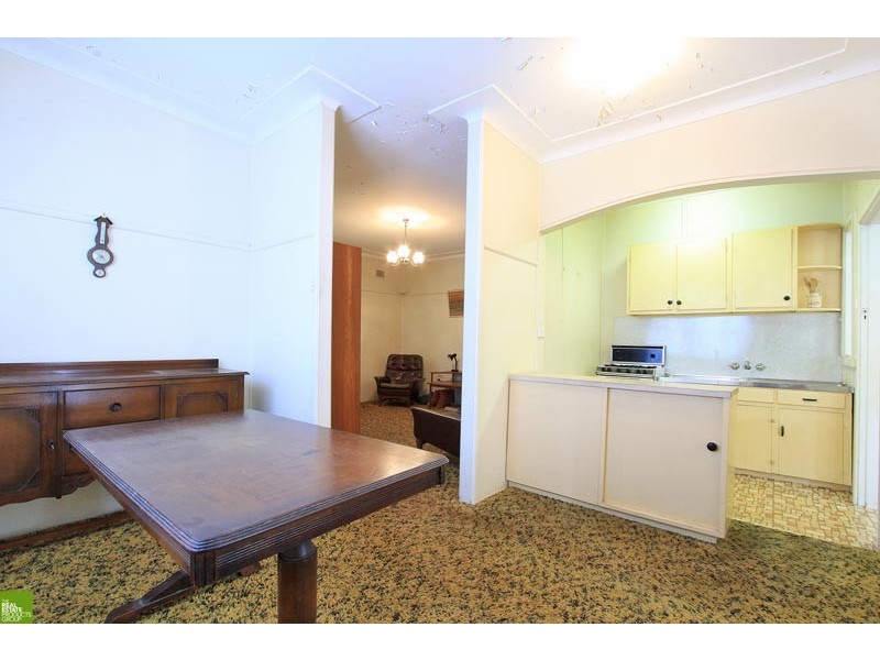 24 Dalton Street, Towradgi NSW 2518