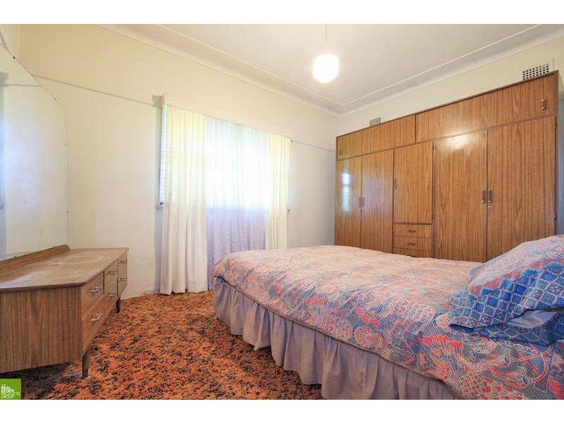 24 Dalton Street, Towradgi NSW 2518
