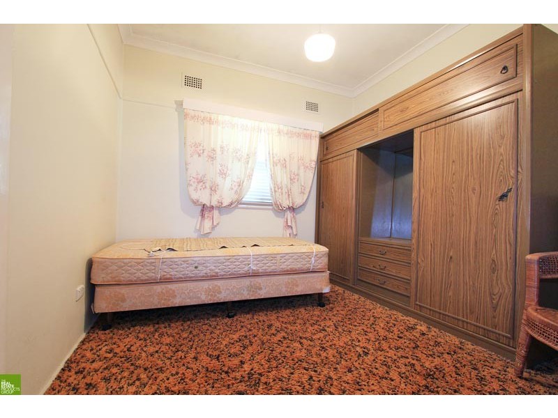 24 Dalton Street, Towradgi NSW 2518