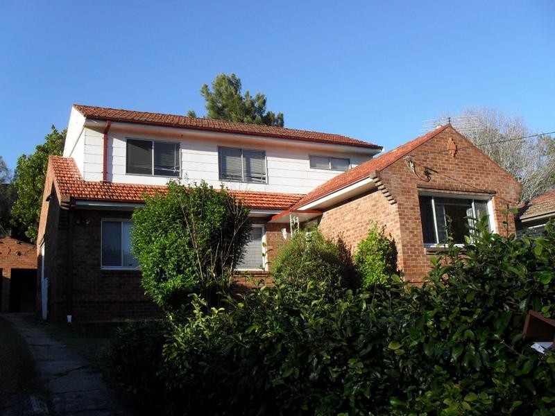 15 Akuna Street, Keiraville NSW 2500