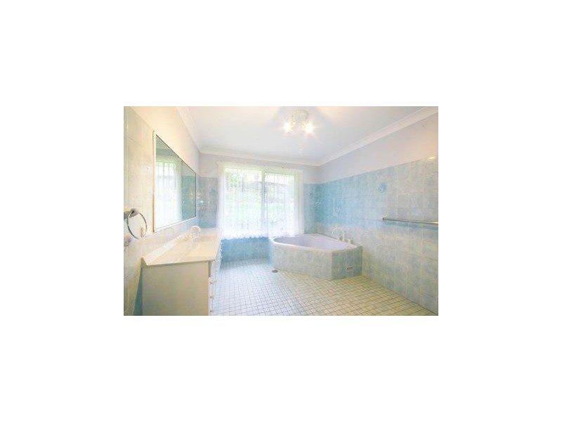 120 Staff Road, Cordeaux Heights NSW 2526