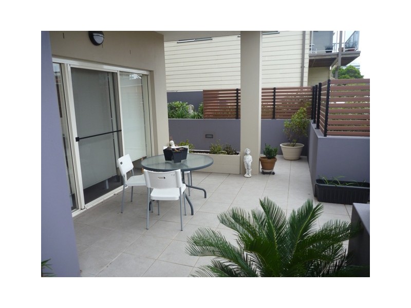 2/22-24 Beatson Street, Wollongong NSW 2500