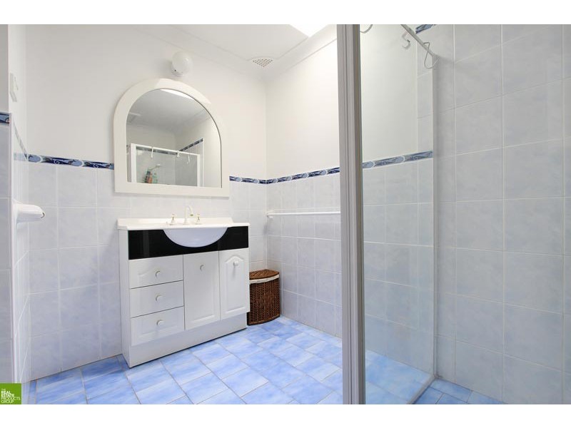 39 Matthews Street, Mount Warrigal NSW 2528
