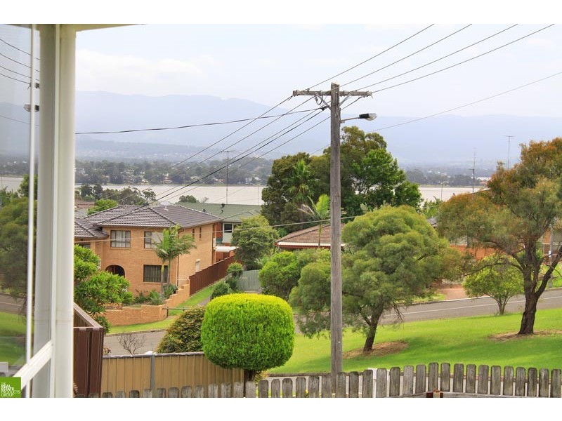 39 Matthews Street, Mount Warrigal NSW 2528