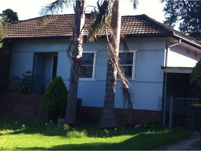 376 Gladstone Avnue, Mount Saint Thomas NSW 2500