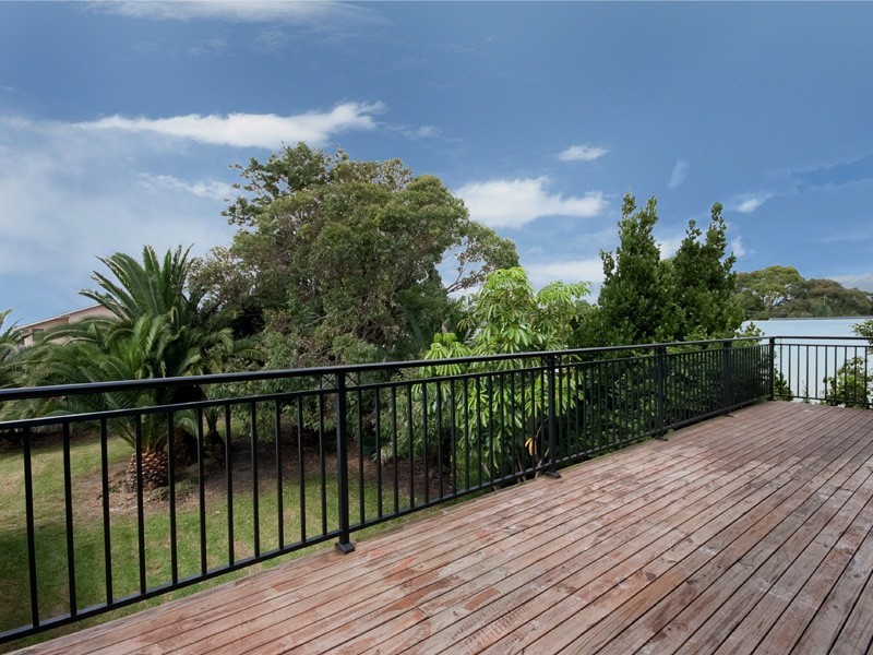 57 Aldridge Ave, Corrimal East NSW 2518