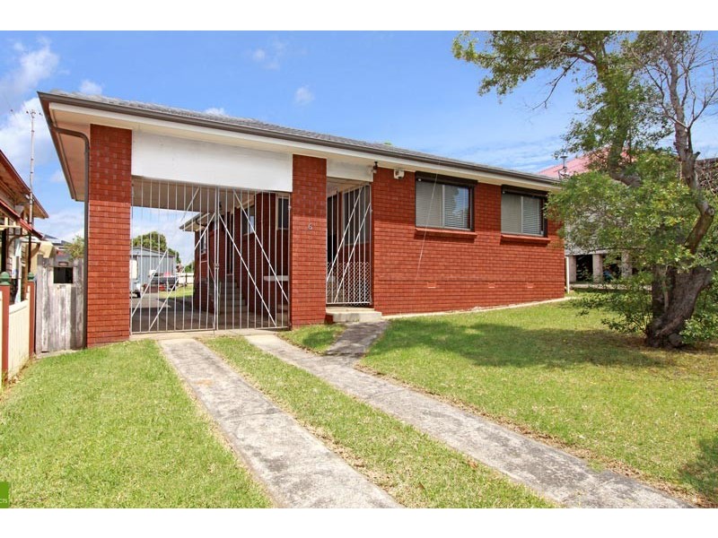6 Dick Street, Corrimal NSW 2518