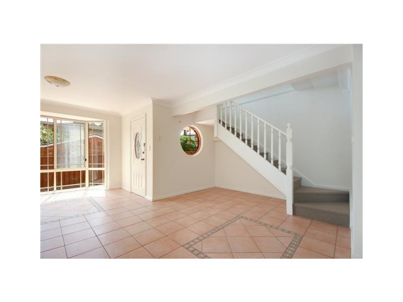 2/17 Mercury Street, Wollongong NSW 2500