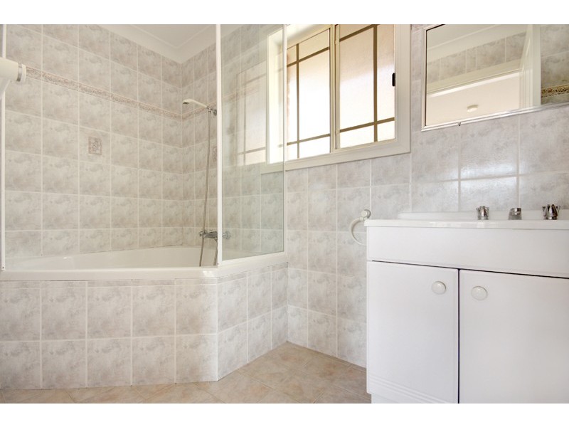 2/17 Mercury Street, Wollongong NSW 2500