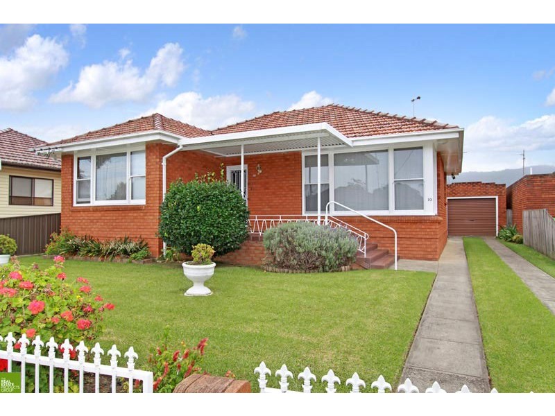 10 Arrow Ave, Figtree NSW 2525