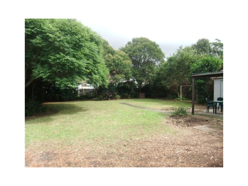 24 Dalton Street, Towradgi NSW 2518