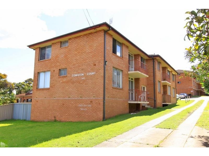 11/142 Gladstone Ave, Coniston NSW 2500