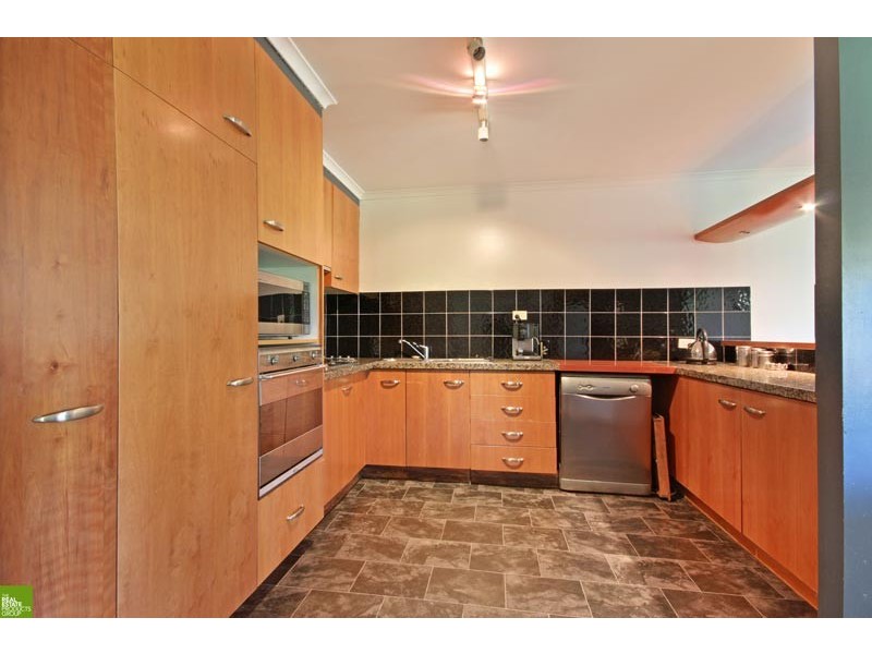 34 Govett Ave, Figtree NSW 2525
