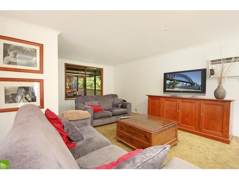 34 Govett Ave, Figtree NSW 2525