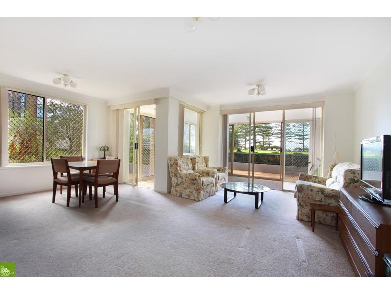 2/10-12 Hector Street, Wollongong NSW 2500