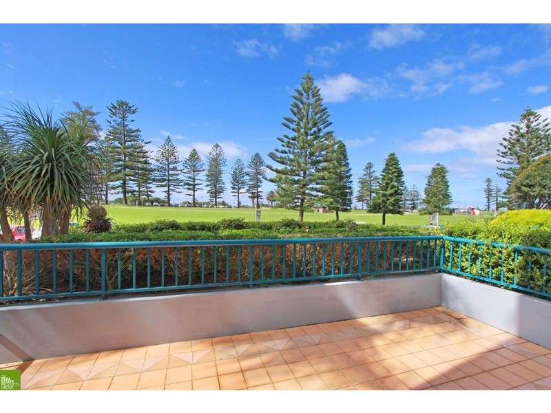 2/10-12 Hector Street, Wollongong NSW 2500