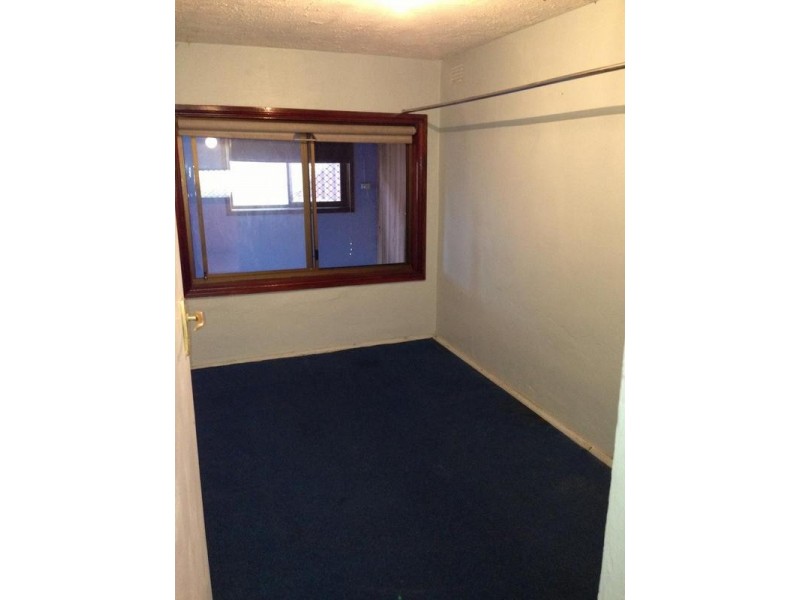 2/86 First Avenue, Warrawong NSW 2502