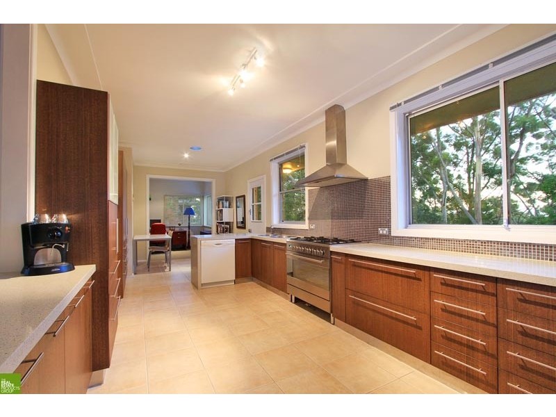 13 Hebron Avenue, Mount Pleasant NSW 2519