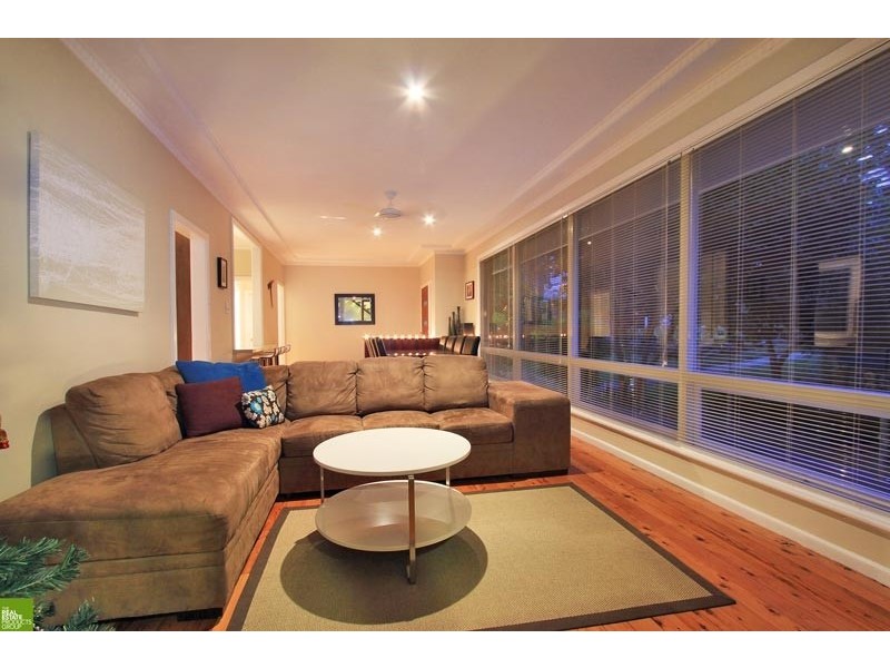 13 Hebron Avenue, Mount Pleasant NSW 2519