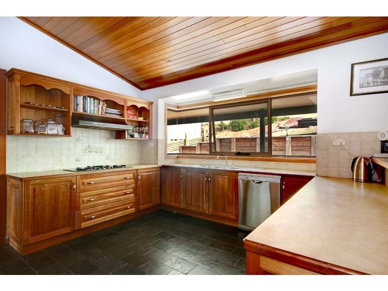 58 Coachwood Drive, Cordeaux Heights NSW 2526