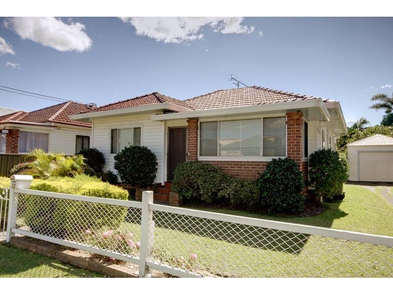 30 Norman Street, Fairy Meadow NSW 2519