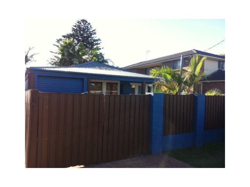 68 Pur Pur Avenue, Lake Illawarra NSW 2528