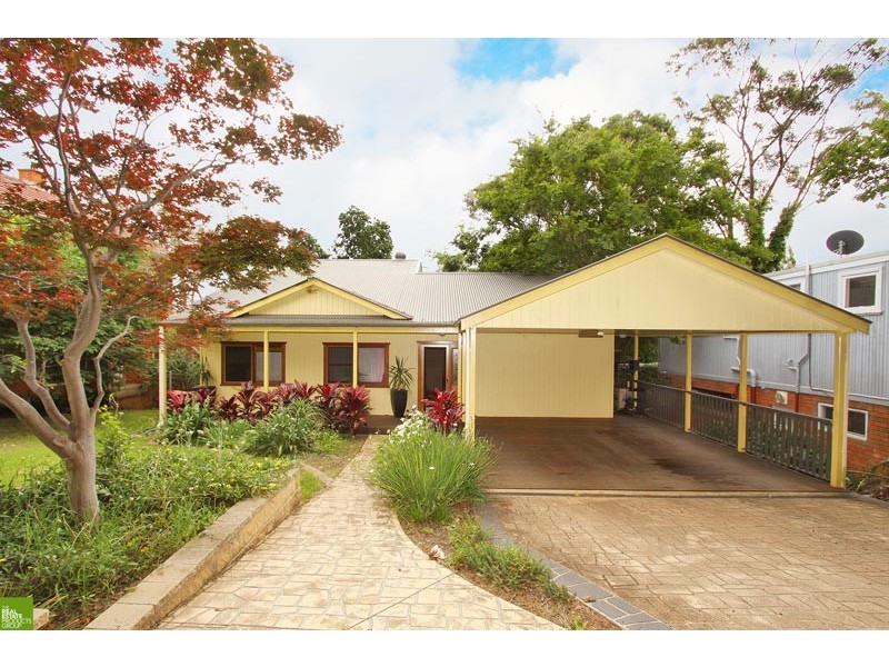 62 Woodlawn Avenue, Mangerton NSW 2500