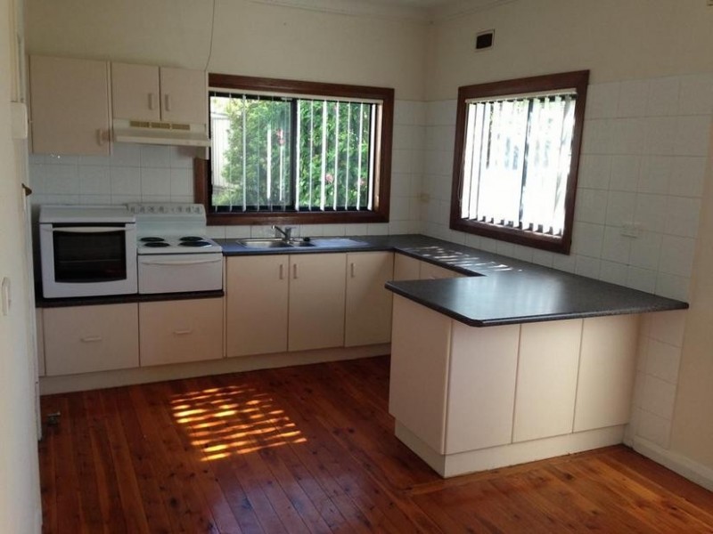 71 Illawarra Street, Port Kembla NSW 2505