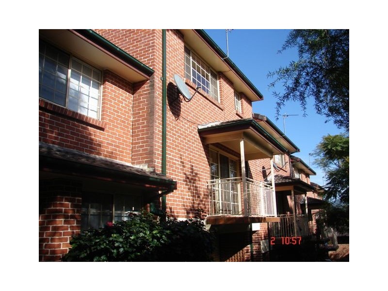 4/7 Wiseman Avenue, Wollongong NSW 2500