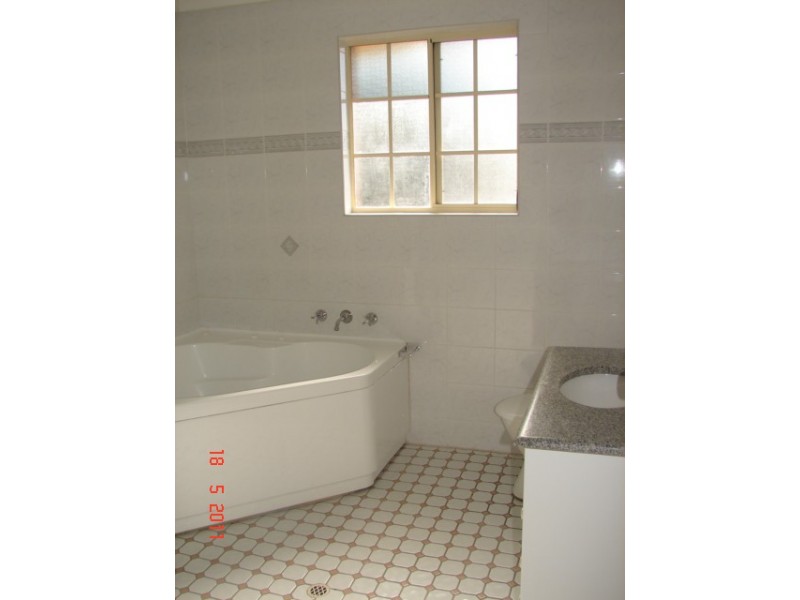 4/7 Wiseman Avenue, Wollongong NSW 2500