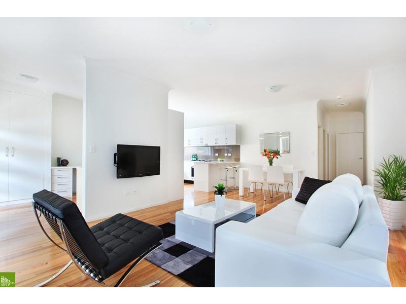 2/53 Francis Street, Corrimal NSW 2518