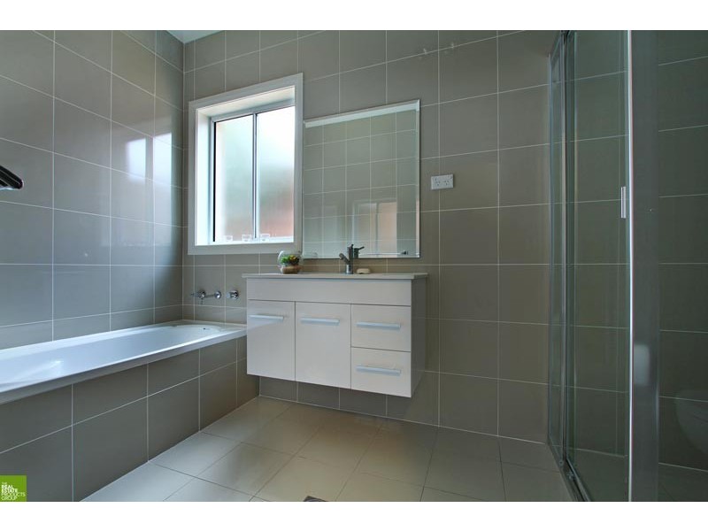 2/53 Francis Street, Corrimal NSW 2518